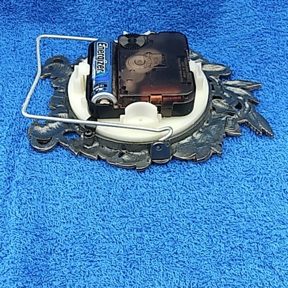 Vintage Pewter Hummingbird Quartz Clock that works - Picture 5 of 8